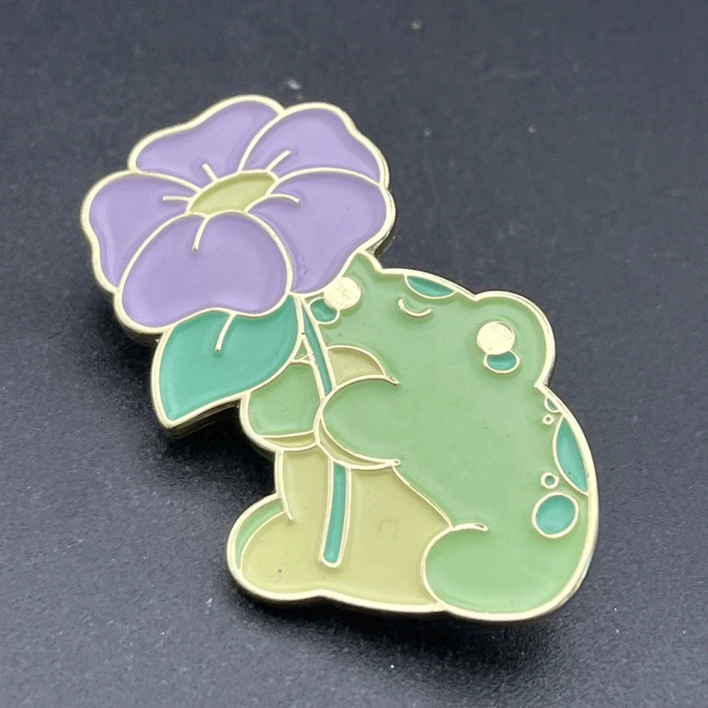 Cute Cartoon Frog Holding A Flower Lapel Hat Pin